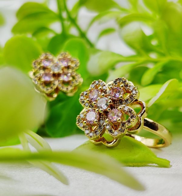 Imported Elegant Moveable Floral Cluster Ring With Sparkling Zircon Detailing 🌟 | Luxurious Design Ring | Adjustable Ring | Ring For Girls & Women