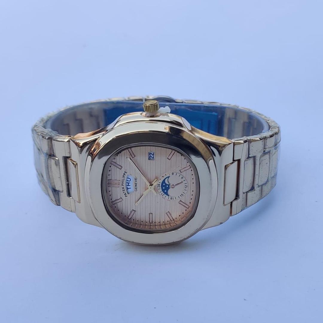 Men's Square Design Stainless Steel Quartz Watch