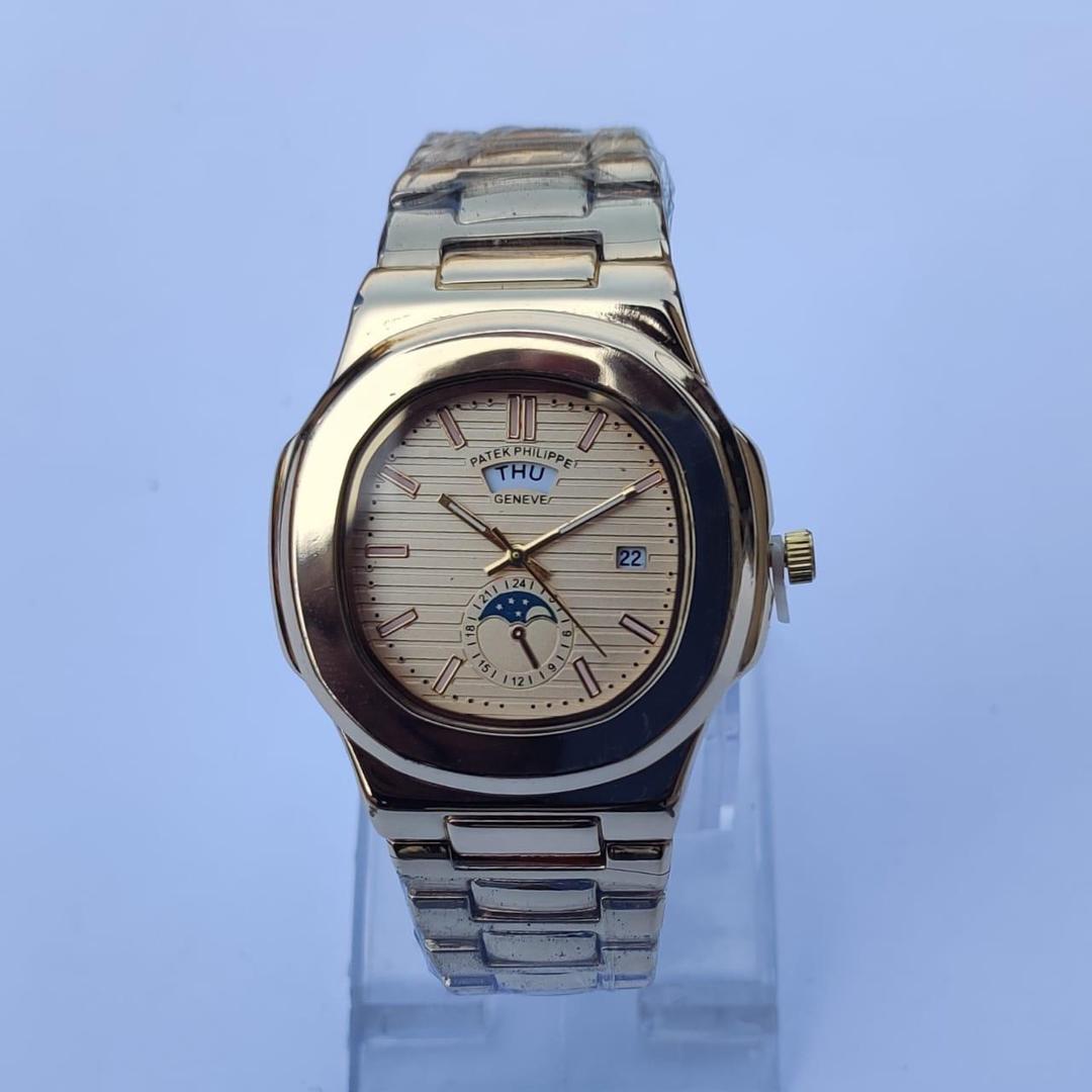 Men's Square Design Stainless Steel Quartz Watch