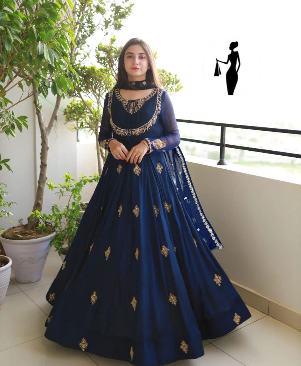 3 Pcs Women's Stitched Embroidered Maxi Suit
