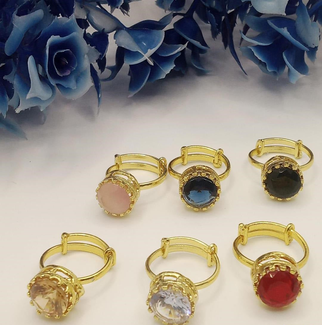 Stunning Gold Plated Adjustable Ring with Black Kundan Stone