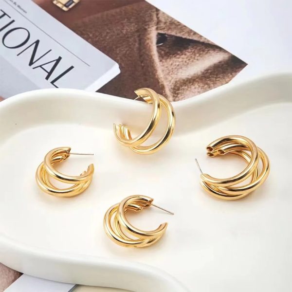 Punk Oval Hoop Earrings Metallic Geometric Ear Buckle Minimalist Style U-shaped Daily Life Earring Accessories For Women Round Piercing Jewelry Gift